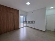 Casa com 3 dormitórios à venda, 185 m² por R$...