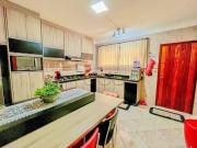 Casa com 3 dormitórios à venda, 186 m² por R$ 650.000,00...