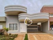 Casa com 3 dormitórios à venda, 189 m² por R$...