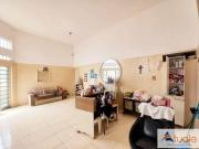 Casa com 3 dormitórios à venda, 191 m² por R$ 550.000,00...
