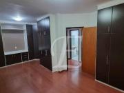 Casa com 3 dormitórios à venda, 192 m² por R$...