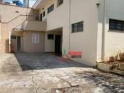 Casa com 3 dormitórios à venda, 193 m² por R$...