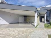 Casa com 3 dormitórios à venda, 194 m² por R$...