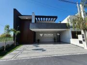 Casa com 3 dormitórios à venda, 194 m² por R$...