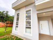 Casa com 3 dormitórios à venda, 195 m² por R$...