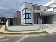 Casa com 3 dormitórios à venda, 196 m² por R$ 1.600.000...