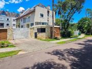 Casa com 3 dormitórios à venda, 197 m² por R$...