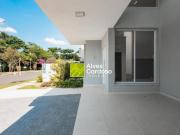 Casa com 3 dormitórios à venda, 197 m² por R$...