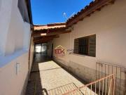 Casa com 3 dormitórios à venda, 197 m² por R$ 380.000...