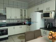 Casa com 3 dormitórios à venda, 198 m² por R$ 700.000,00...