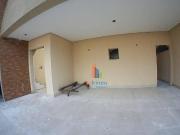 Casa com 3 dormitórios à venda, 200 m² por R$...