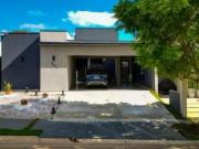 Casa com 3 dormitórios à venda, 200 m² por R$...