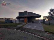 Casa com 3 dormitórios à venda, 200 m² por R$...