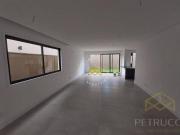 Casa com 3 dormitórios à venda, 200 m² por R$...