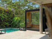 Casa com 3 dormitórios à venda, 200 m² por R$...