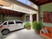 Casa com 3 dormitórios à venda, 200 m² por R$ 550.000,00...