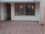 Casa com 3 dormitórios à venda, 200 m² por R$ 750.000,00...