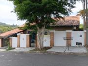 Casa com 3 dormitórios à venda, 200 m² por R$ 960.000,00...