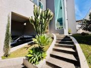 Casa com 3 dormitórios à venda, 202 m² por R$...