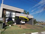 Casa com 3 dormitórios à venda, 202 m² por R$...