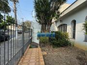 Casa com 3 dormitórios à venda, 203 m² por R$...