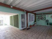 Casa com 3 dormitórios à venda, 203 m² por R$ 890.000,00...