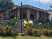 Casa com 3 dormitórios à venda, 2042 m² por R$...