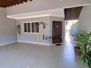 Casa com 3 dormitórios à venda, 205 m² por R$ 750.000,00...