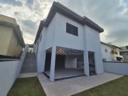 Casa com 3 dormitórios à venda, 206 m² por R$...
