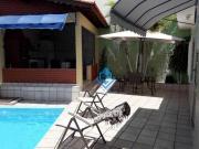 Casa com 3 dormitórios à venda, 210 m² por R$...