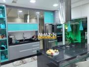 Casa com 3 dormitórios à venda, 210 m² por R$...