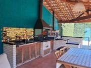 Casa com 3 dormitórios à venda, 210 m² por R$...