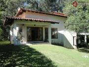 Casa com 3 dormitórios à venda, 210 m² por R$...