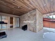 Casa com 3 dormitórios à venda, 210 m² por R$...