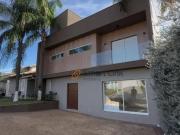 Casa com 3 dormitórios à venda, 211 m² por R$...