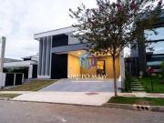 Casa com 3 dormitórios à venda, 212 m² por R$...