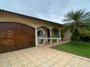 Casa com 3 dormitórios à venda, 212 m² por R$ 890.000,00...