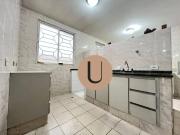 Casa com 3 dormitórios à venda, 213 m² por R$...