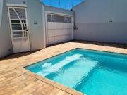 Casa com 3 dormitórios à venda, 214 m² por R$...