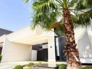 Casa com 3 dormitórios à venda, 214 m² por R$...