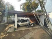 Casa com 3 dormitórios à venda, 215 m² por R$...