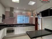 Casa com 3 dormitórios à venda, 220 m² por R$...