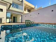 Casa com 3 dormitórios à venda, 220 m² por R$...