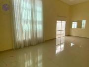 Casa com 3 dormitórios à venda, 220 m² por R$...