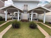 Casa com 3 dormitórios à venda, 220 m² por R$...