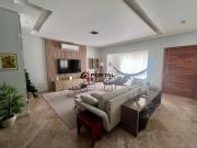 Casa com 3 dormitórios à venda, 220 m² por R$...