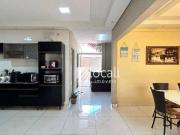 Casa com 3 dormitórios à venda, 220 m² por R$ 350.000,00...