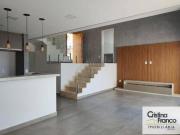 Casa com 3 dormitórios à venda, 221 m² por R$...