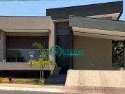 Casa com 3 dormitórios à venda, 223 m² por R$...