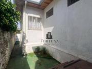 Casa com 3 dormitórios à venda, 225 m² por R$...